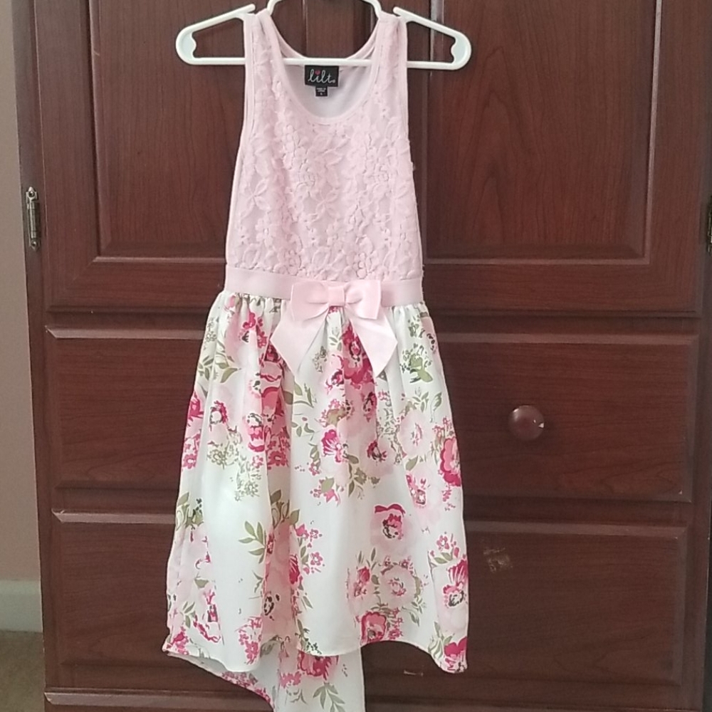 Girls dress